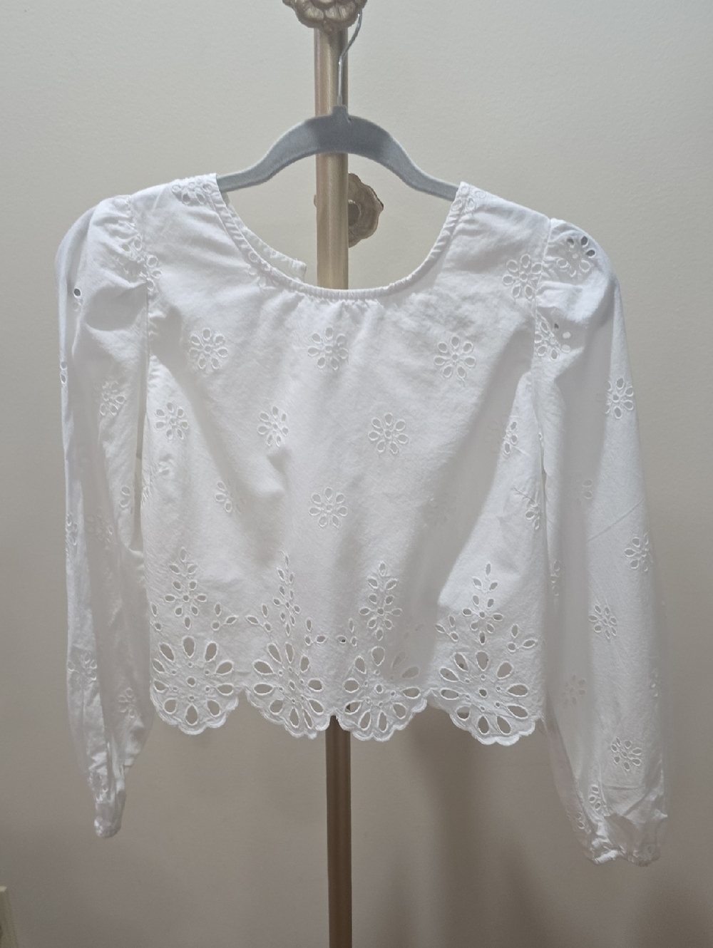 American Apparel White Eyelet Lace Hem Long Sleeve Blouse